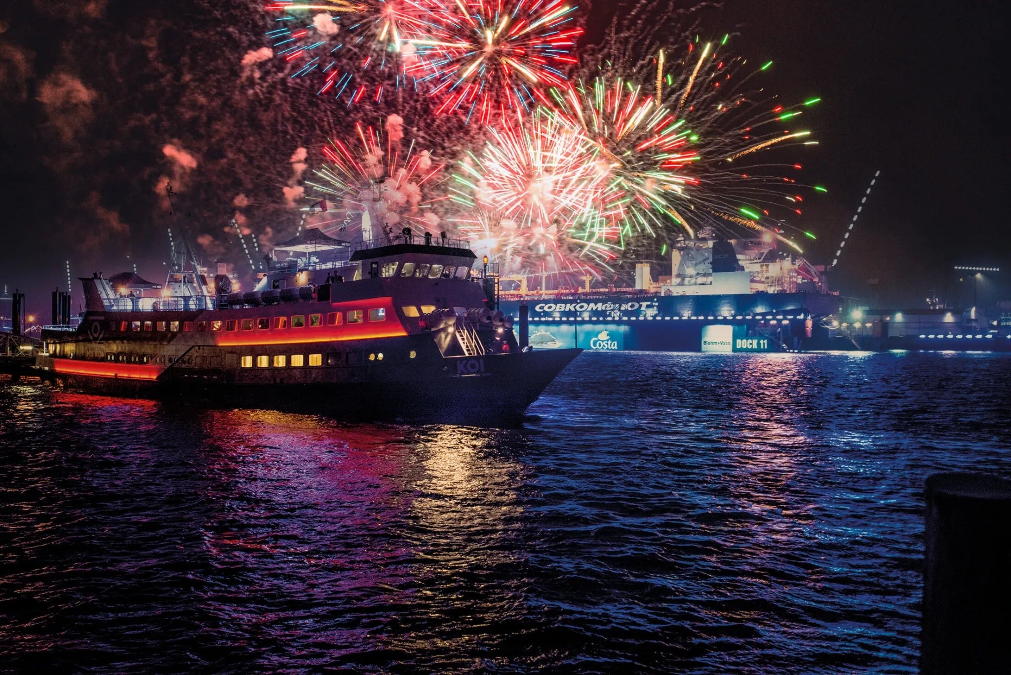 Do, 31.12. // SILVESTER CRUISE - MEGA 90iger, 2000er und 2010er PARTY