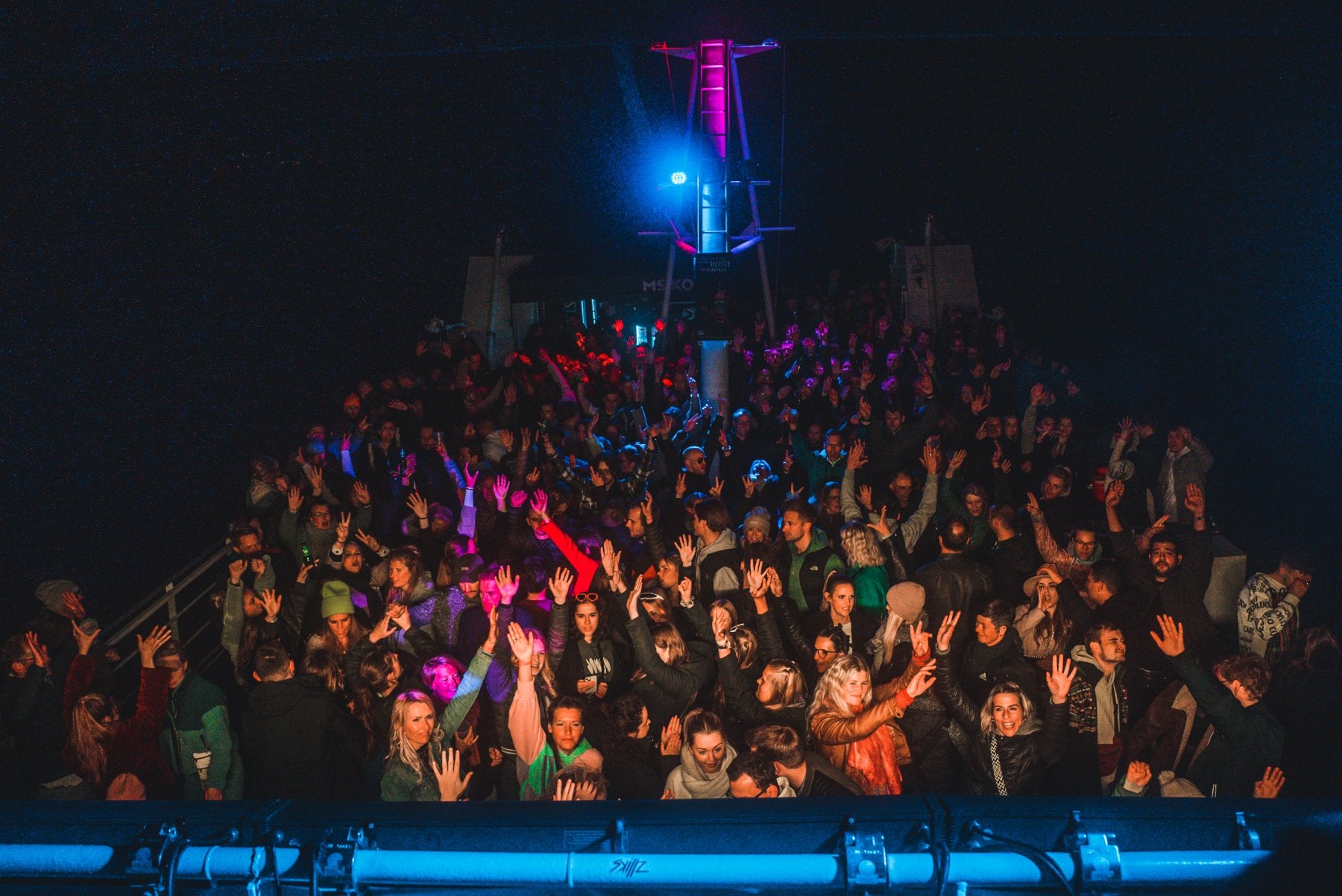 SO, 05.04. // OSTER RAVE